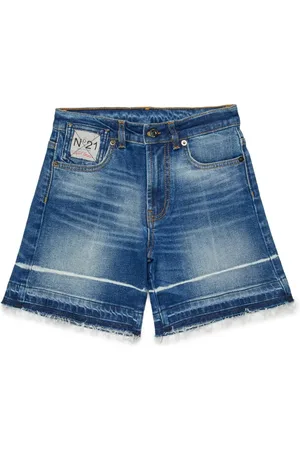 Nº21 Bermudas con parche del logo