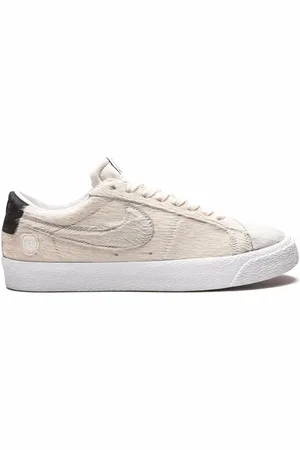 Nike Zapatillas SB Blazer Low de x Medicom Toy