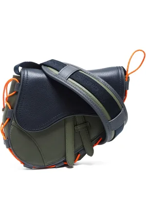 Dior Bolso de hombro Saddle de Chanel x Sacai 2021