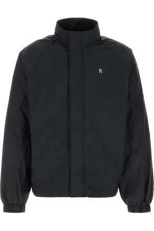 Represent Chaqueta con placa del logo