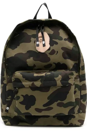 A Bathing Ape Mochila 1ST con parche militar
