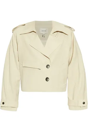 Gestuz Chaqueta Medina