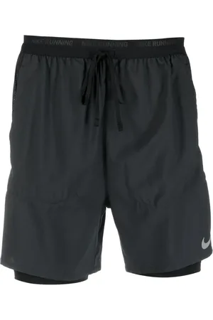 Nike Pantalones cortos de deporte con logo estampado