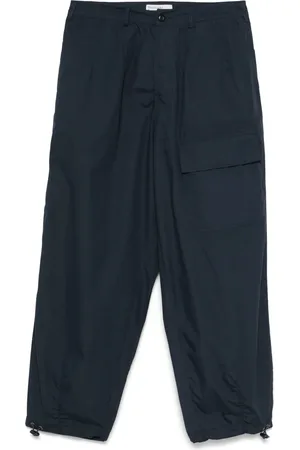 Universal Works Pantalones ajustados