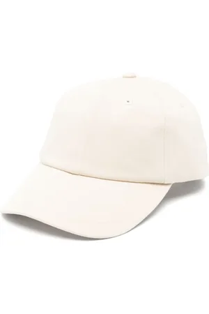 By Malene Birger Gorra Aubriela