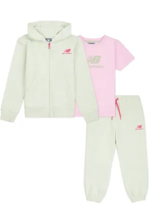 New Balance Set de tres chándales con logo
