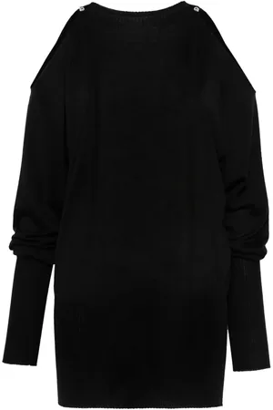 MRZ Top con detalle de piercing