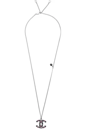 CHANEL Collar con colgante con logo CC 2012