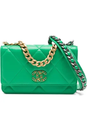 CHANEL Cartera 19 con cadena