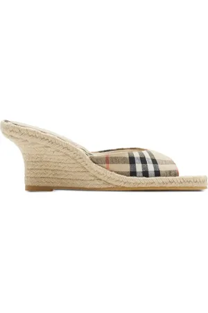 Burberry Alpargatas Mews