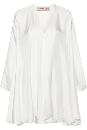 BLANCA Vestido corto con cuello en V