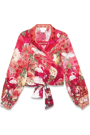 Camilla Camisa corta con diseño cruzado
