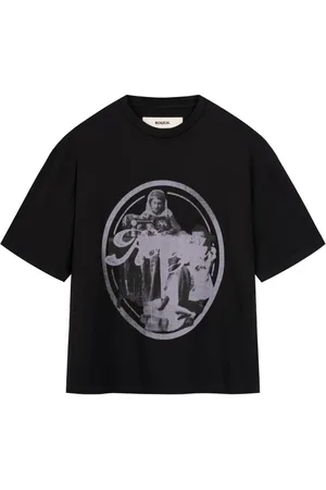 ROUGH. Camiseta Singer Ad
