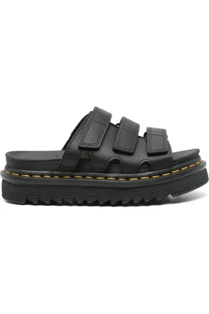 Dr. Martens Sandalias con tacón de 50 mm