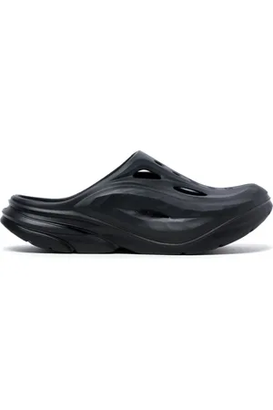 Hoka One One Slippers Ora Recovery con puntera redonda