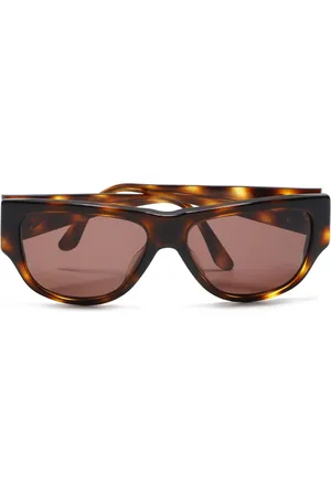 CHANEL Gafas de sol con montura estilo mariposa 2000-2001