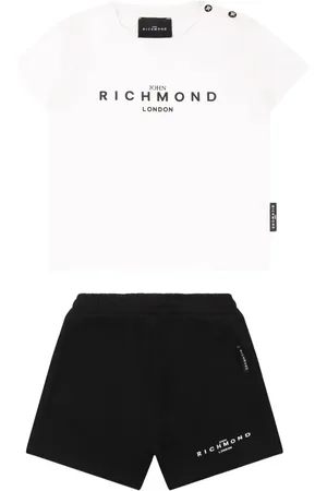 John Richmond Set de pantalones cortos y camiseta con logo estampado