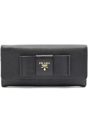 Prada Cartera con aplique de lazo 2010