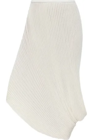 Issey Miyake Falda asimétrica con pliegues