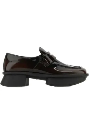 Prada Mocasines con hebilla