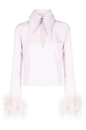 16Arlington Top Michelle con ribete de plumas