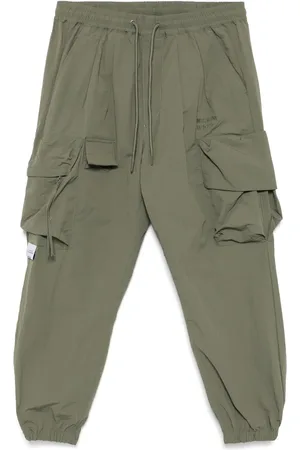 Musium Div. Pantalones cargo con logo bordado