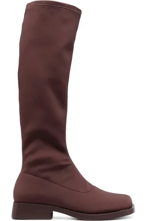 Camper Botas Dana con puntera cuadrada