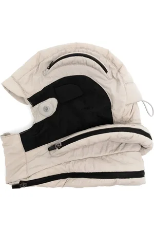 Kusikohc Casco con diseño acolchado