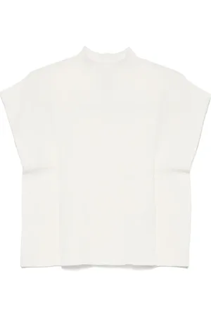CFCL Top Portrait Crease