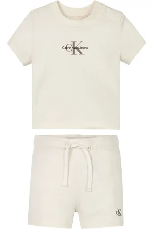 Calvin Klein Conjunto corto con logo estampado