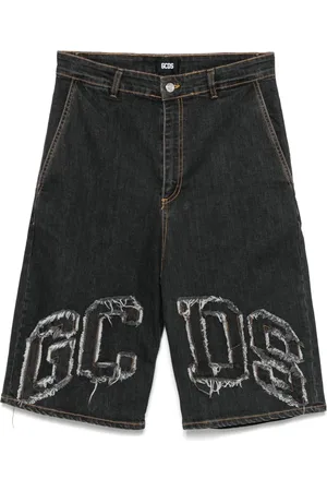 GCDS Bermudas con parche del logo