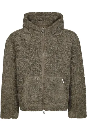 Represent Chaqueta con capucha