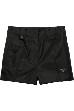 Prada Pantalones cortos de vestir de talle alto