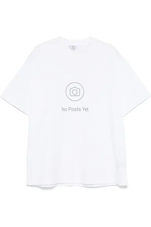 Vetements Camiseta No Posts Yet