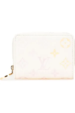 LOUIS VUITTON Cartera Coussin Lou Wallet pequeña con monograma en relieve 2021-2024