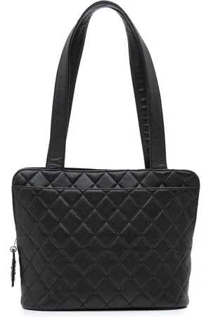 CHANEL Bolso de hombro acolchado de cuero caviar 1996-1997