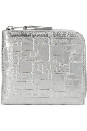 Comme des Garçons Cartera "Embossed Logo"