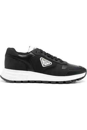Prada Zapatillas bajas con placa del logo