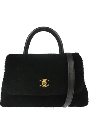 CHANEL Bolso de hombro mediano con logo CC 2016