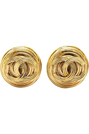CHANEL Pendientes de clip con logo CC bañados en oro 1994