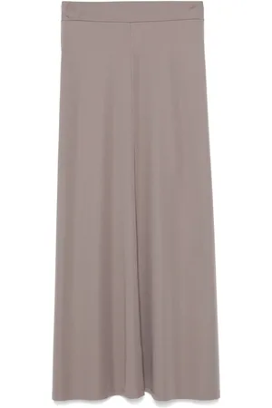 Kaos Falda midi acampanada