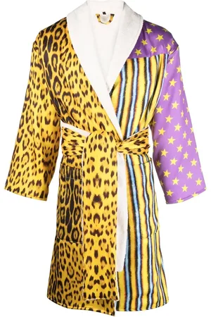 Roberto Cavalli Albornoz con estampado de leopardo