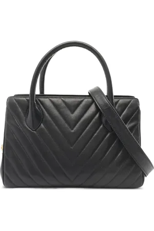 CHANEL Bolso de mano de chevron con costuras en V 1991-1994