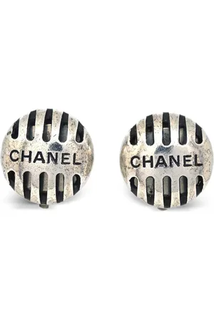 CHANEL Pendientes de clip con logo CC 1999