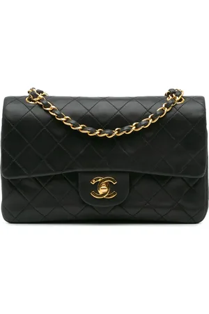 CHANEL Bolso de hombro Classic pequeño de piel de borrego con solapa doble 1991-1994