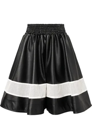 Elena Velez Bermudas B-Ball