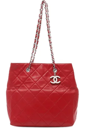 CHANEL Bolso shopper acolchado de piel de borrego con logo CC 2010-2011
