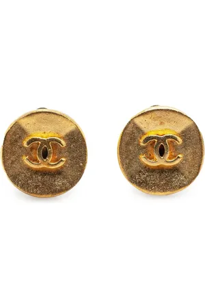 CHANEL Pendientes de clip con logo CC bañados en oro 1993