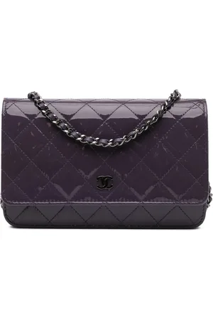 CHANEL Bandolera de charol con correa de cadena 2016-2017