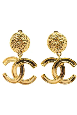 CHANEL Pendientes de clip con logo CC bañados en oro 1995